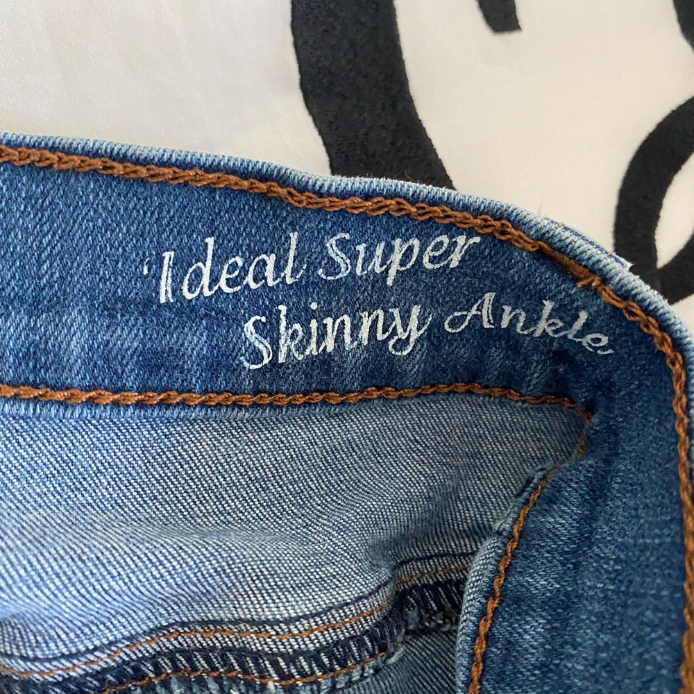 jeans - Picture 3 of 3